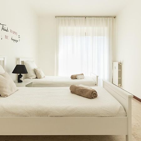ミラノAlessia'S Flat- Sondrio M3アパートメント エクステリア 写真